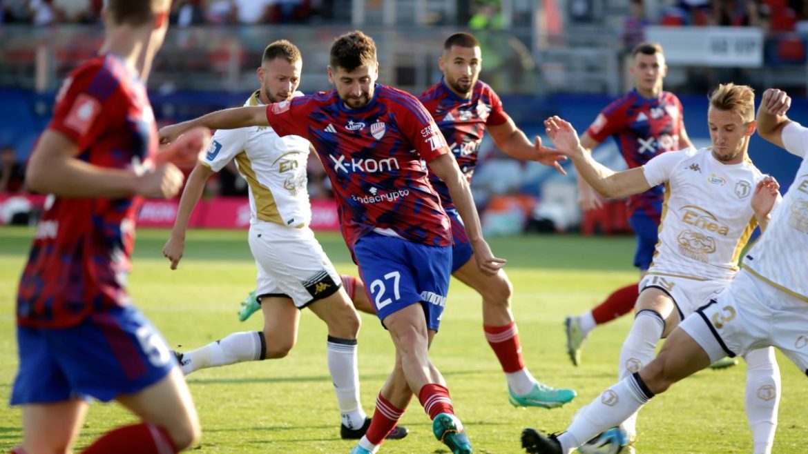 10/12/23 – NIEDZIELA